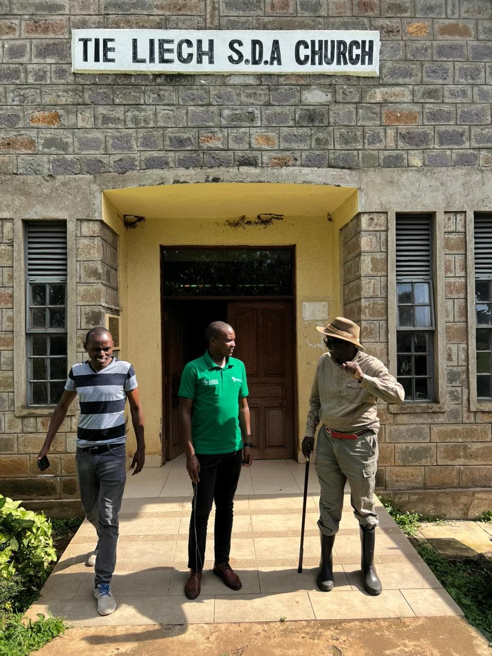 Leadership community outreach